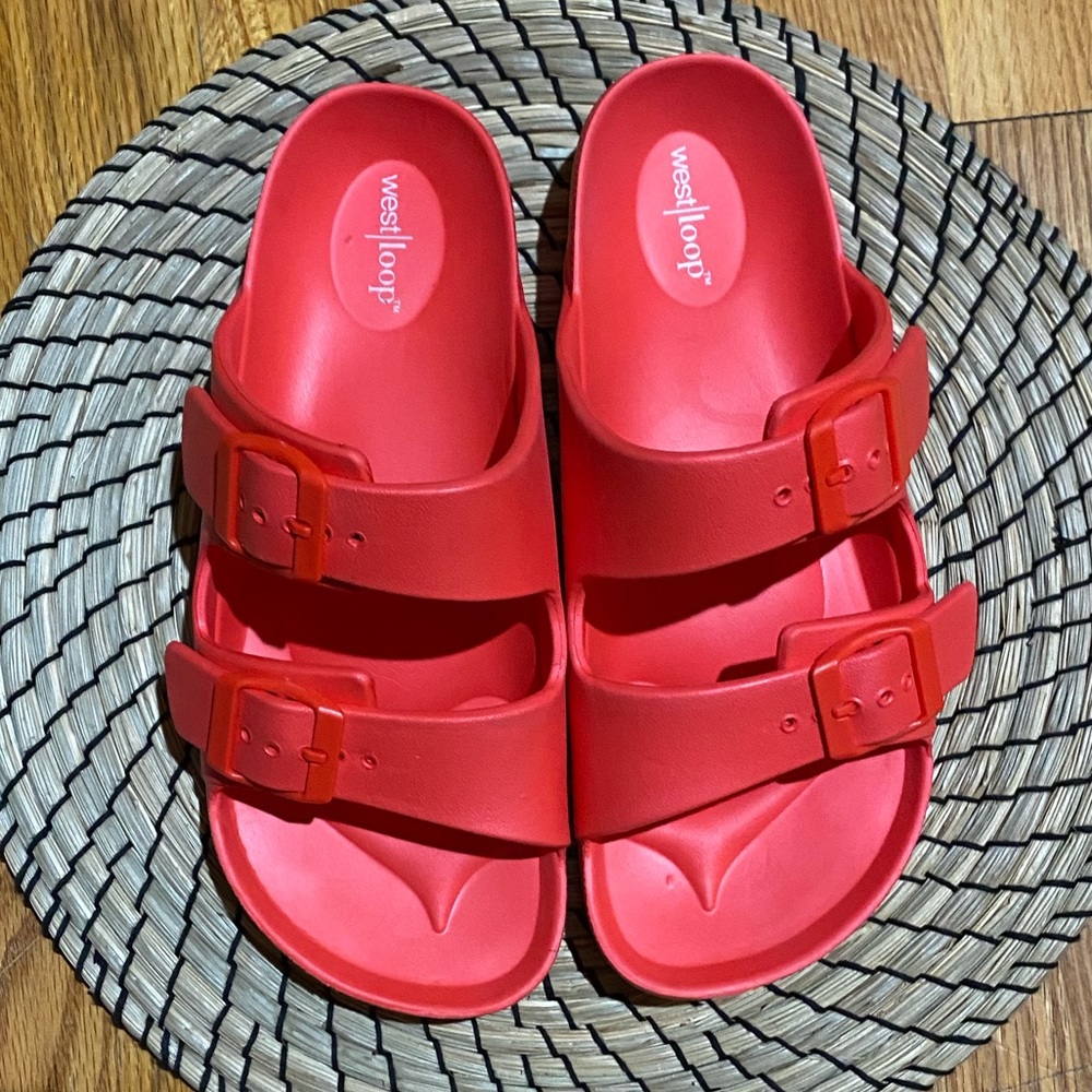 West Loop Foam Sandals